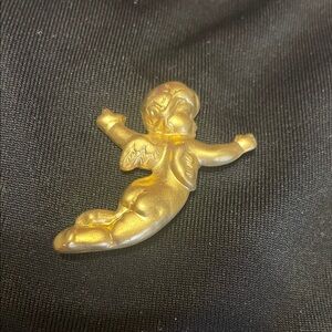 009 Vintage Gold Angel/Cherub Brooch